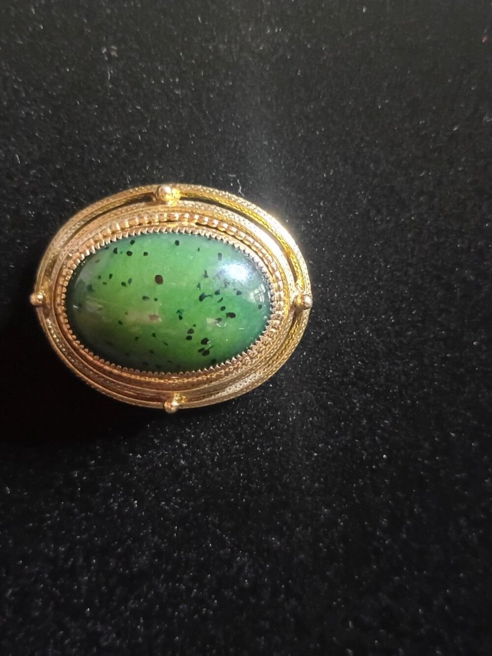 vintage gold tone brooch